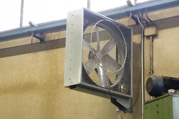 Ventilateurs industriels avec dbit d'aire lev 