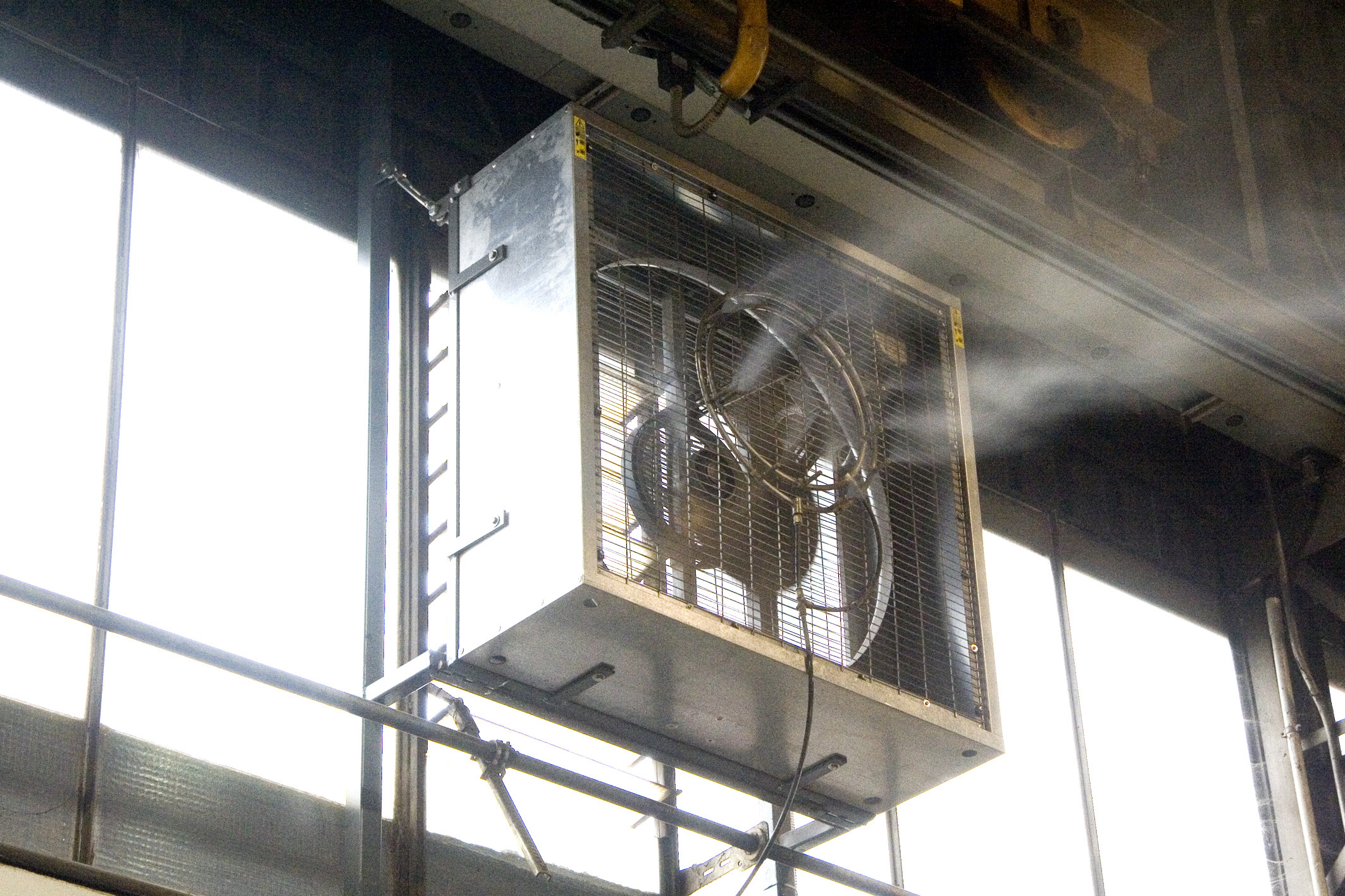 Vente de ventilateur industriel avec brumisateur 